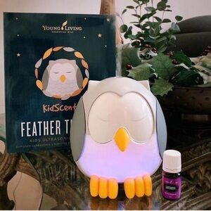 Feather the Owl diffuser